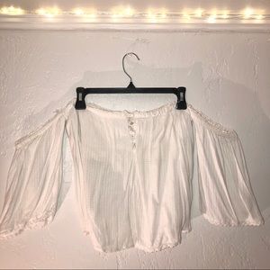 ✨off the shoulder cropped white shirt/blouse